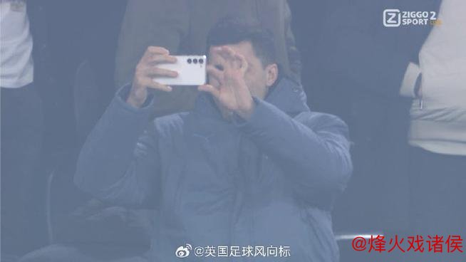 完胜!曼城主场8次击溃樱桃军 数据彰显纪录不衰 完胜!曼城主场8次击溃樱桃军 数据彰显纪录不衰